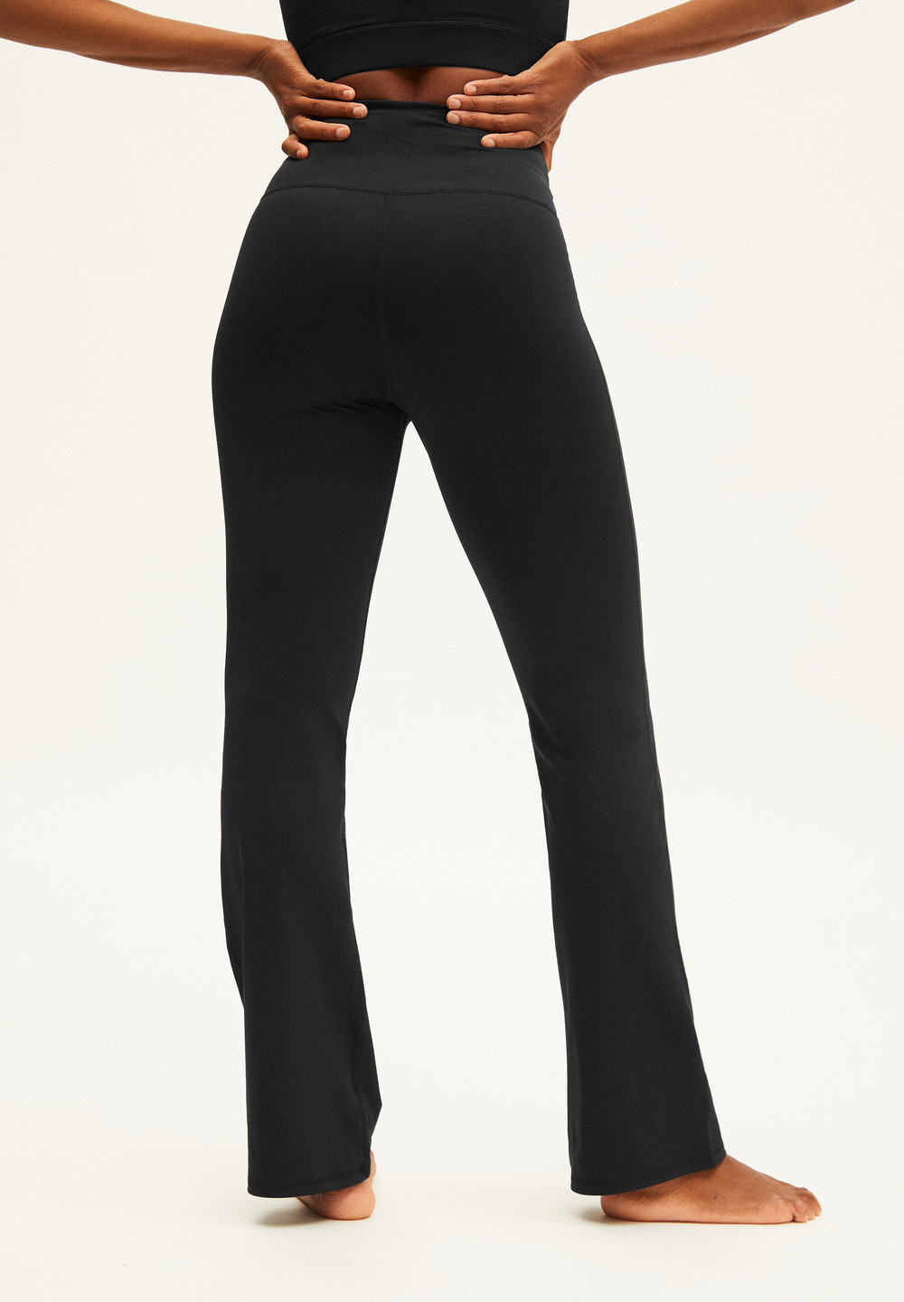 ARMEDANGELS YAJAANA Activewear Leggings made of Polyamide Mix (Recycled) Černé | HDUJI7140