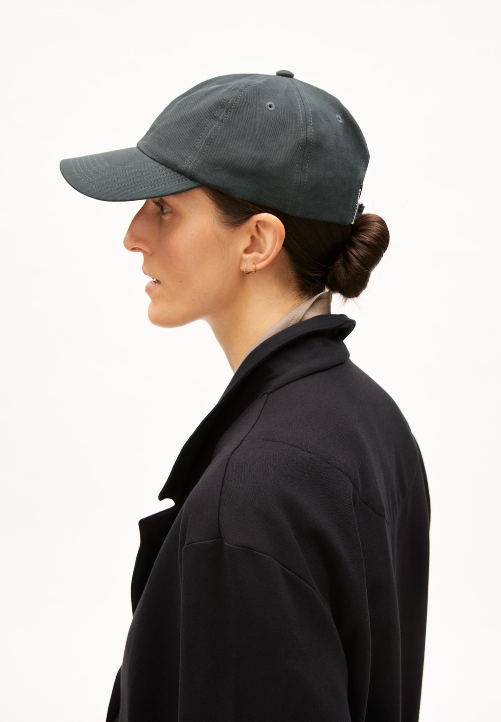 ARMEDANGELS YENAAS BOLD Cap made of Organic Cotton Space Steel | JTPMH3759